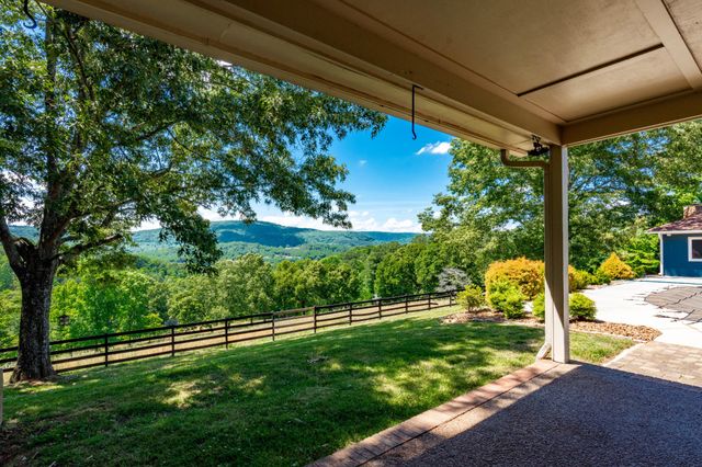 320 Crestview Lane, Dayton, TN 37321