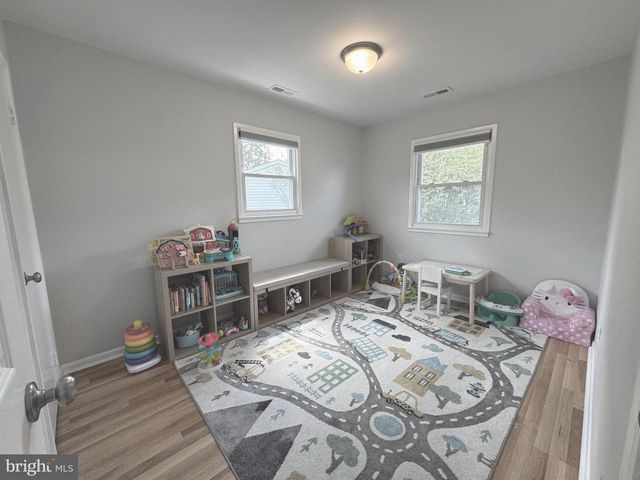 13203 HAMPSHIRE CT, Woodbridge, VA 22193