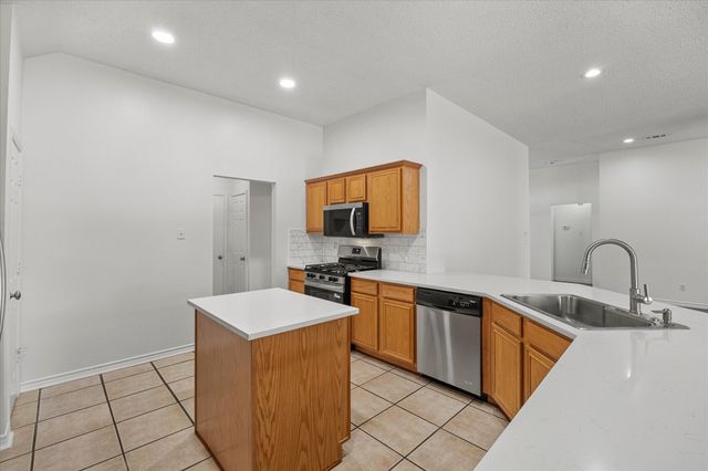 280 Beech Drive, Rockwall, TX 75032