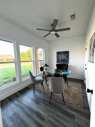 3925 Furey Street, Dallas, TX 75212