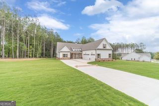 215 Pinewood Drive, Covington, GA 30014