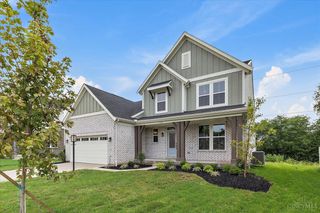 2572 Golden Leaf Drive, Beavercreek, OH 45431