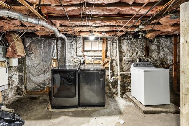 16 Salem St, Lynn, MA 01905