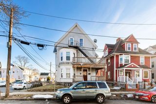 16 Salem St, Lynn, MA 01905