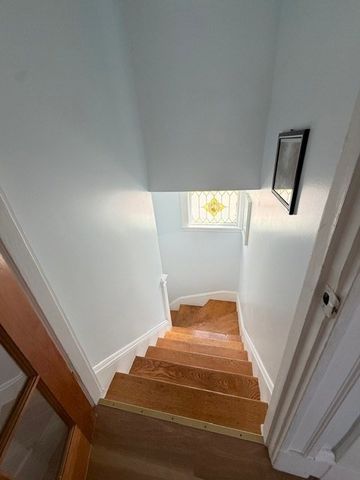 40 Woodbine St, Quincy, MA 02170