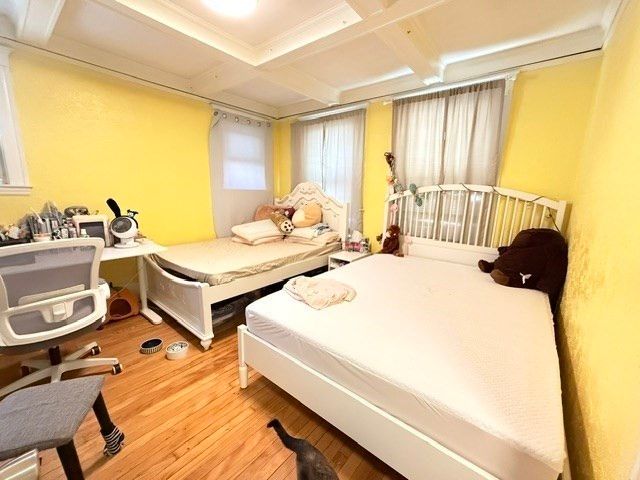 40 Woodbine St, Quincy, MA 02170