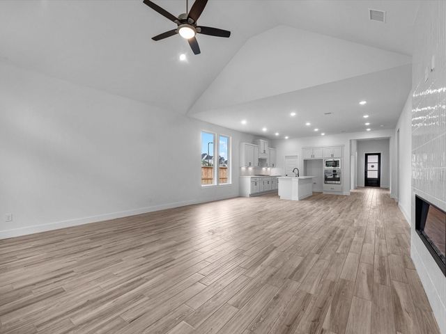 7058 North Lake Clopton Drive, Montgomery, TX 77316