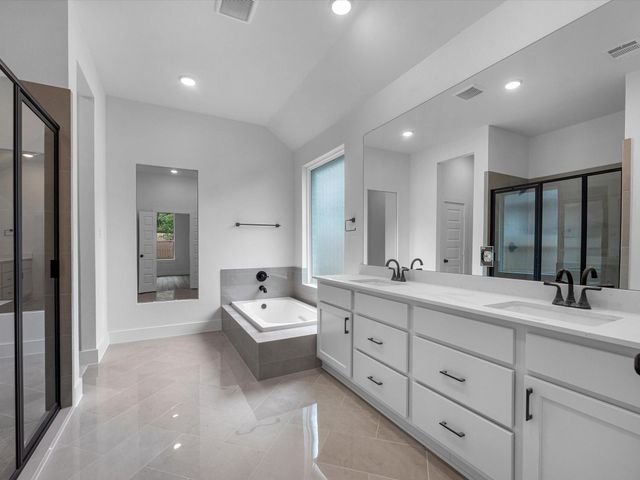 7058 North Lake Clopton Drive, Montgomery, TX 77316