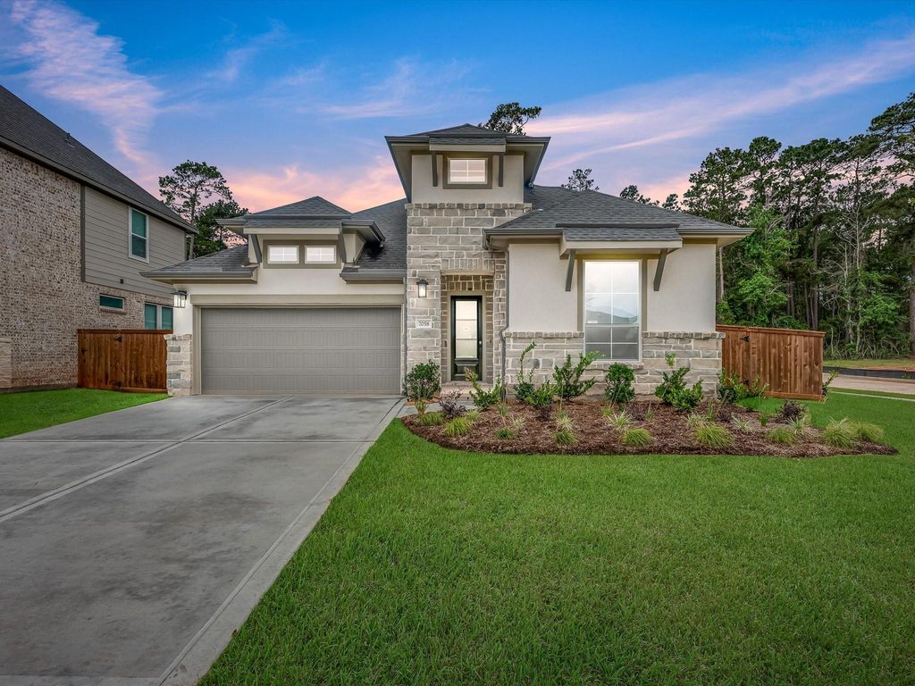 7058 North Lake Clopton Drive, Montgomery, TX 77316