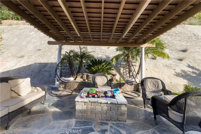 9434 Mclennan, Northridge, CA 91343