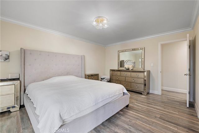 9434 Mclennan, Northridge, CA 91343