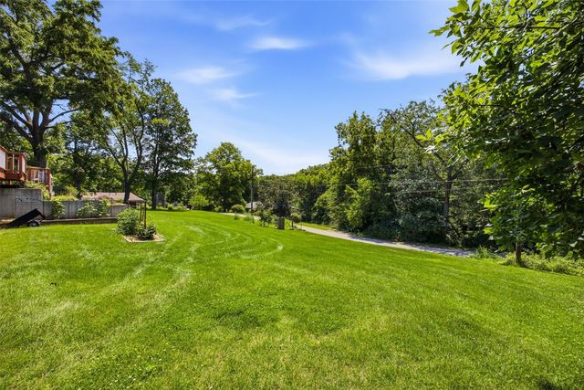 3429 Ridgecrest, North Liberty, IA 52317