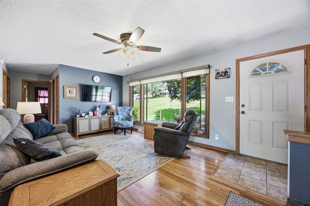 3429 Ridgecrest, North Liberty, IA 52317