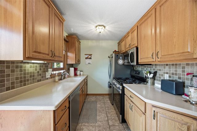 3429 Ridgecrest, North Liberty, IA 52317