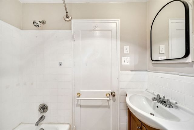 74 Duff St 74, Watertown, MA 02472