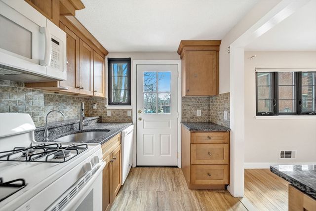 74 Duff St 74, Watertown, MA 02472