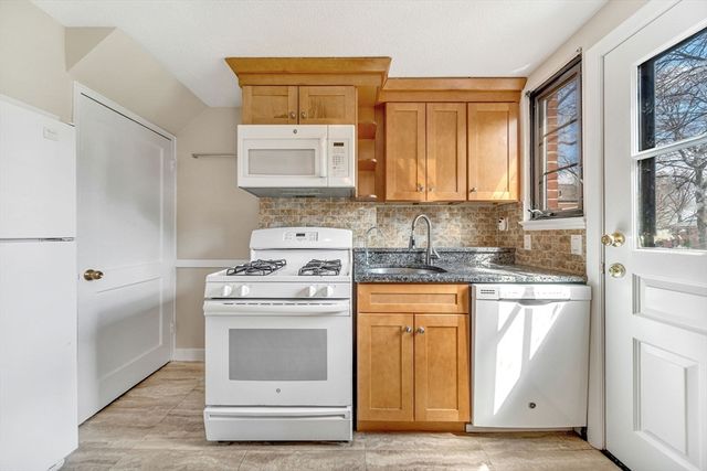 74 Duff St 74, Watertown, MA 02472