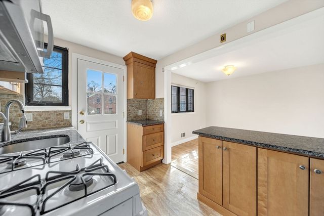 74 Duff St 74, Watertown, MA 02472