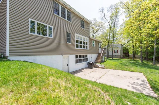 334 Tory Road, Manchester, NH 03104