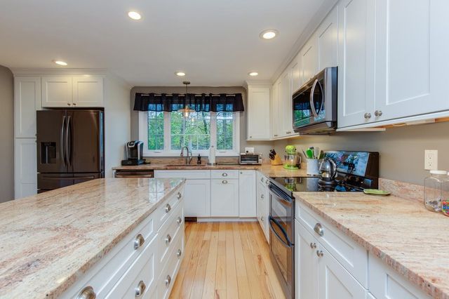 334 Tory Road, Manchester, NH 03104