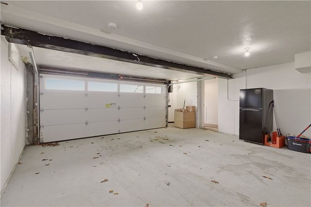 3 Baldwin Road, Middletown, RI 02842