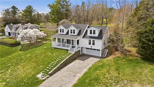 3 Baldwin Road, Middletown, RI 02842