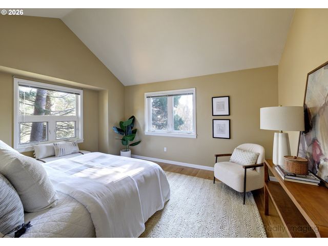 10205 Nw VILLAGE HEIGHTS Dr, Portland, OR 97229