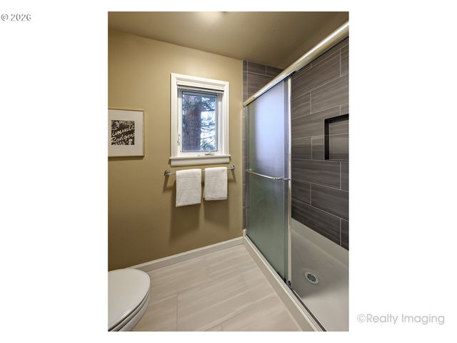 10205 Nw VILLAGE HEIGHTS Dr, Portland, OR 97229