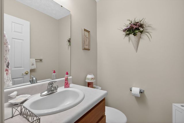 225 Rose CIRCLE, Richland, PA 15044