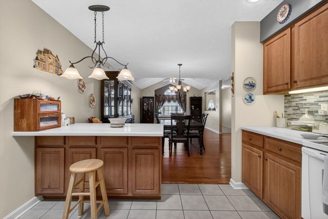 225 Rose CIRCLE, Richland, PA 15044
