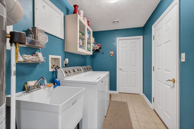 225 Rose CIRCLE, Richland, PA 15044