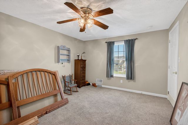 225 Rose CIRCLE, Richland, PA 15044