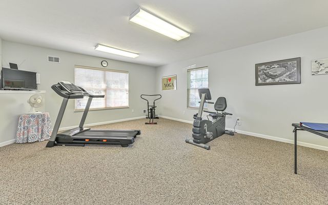 225 Rose CIRCLE, Richland, PA 15044