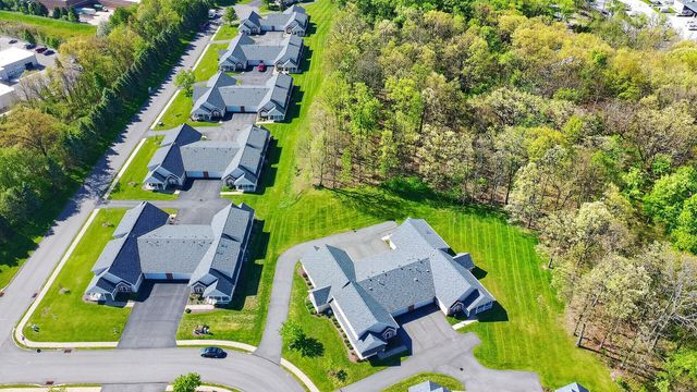 225 Rose CIRCLE, Richland, PA 15044