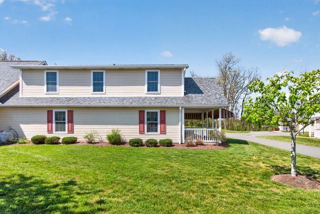 225 Rose CIRCLE, Richland, PA 15044