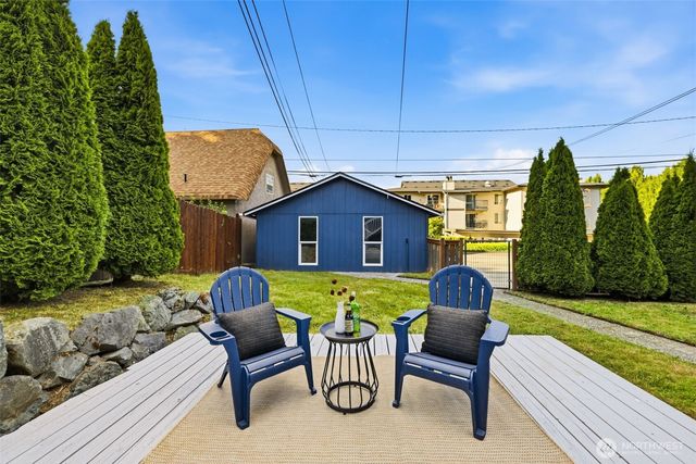 811 N L Street, Tacoma, WA 98403