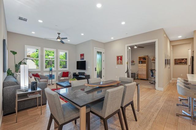 3231 Mckinley Village Way, Sacramento, CA 95816