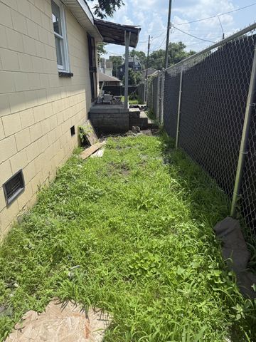 13 Perkins St, Nashville, TN 37210