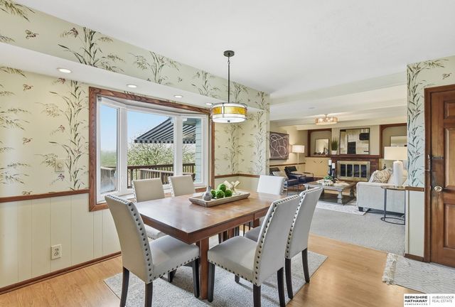 4948 N 105th Street, Omaha, NE 68134