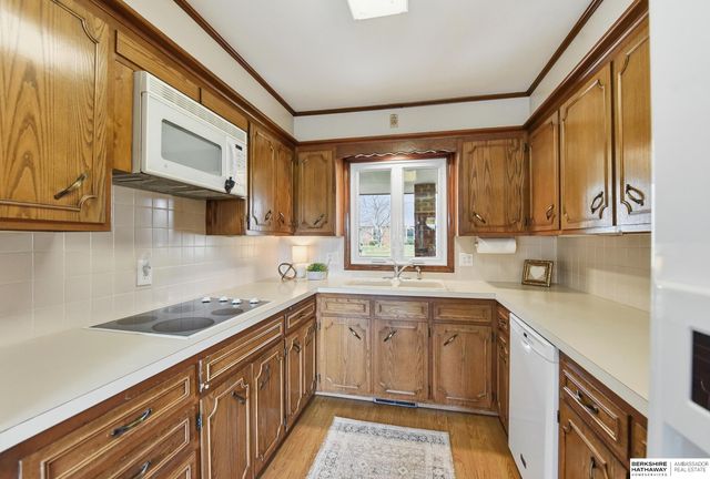 4948 N 105th Street, Omaha, NE 68134