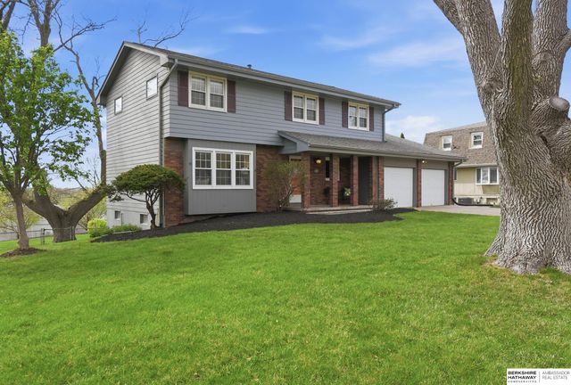 4948 N 105th Street, Omaha, NE 68134