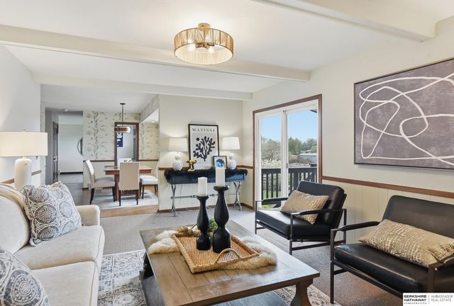 4948 N 105th Street, Omaha, NE 68134