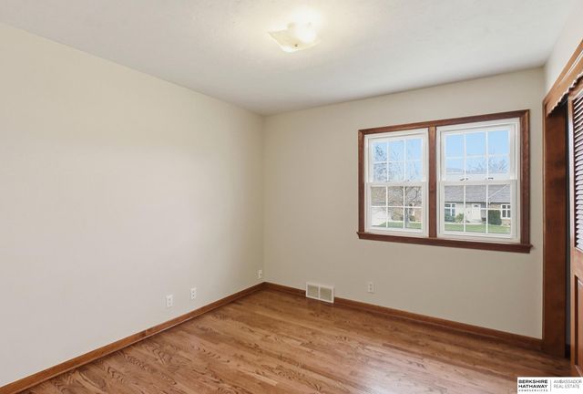 4948 N 105th Street, Omaha, NE 68134