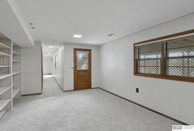 4948 N 105th Street, Omaha, NE 68134