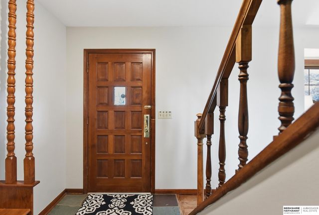 4948 N 105th Street, Omaha, NE 68134