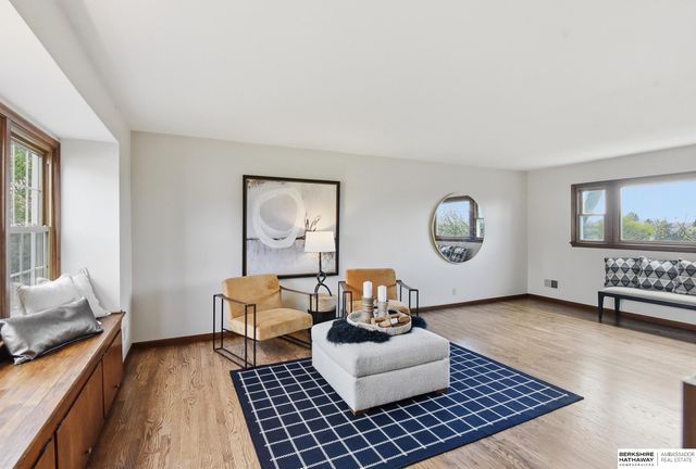 4948 N 105th Street, Omaha, NE 68134