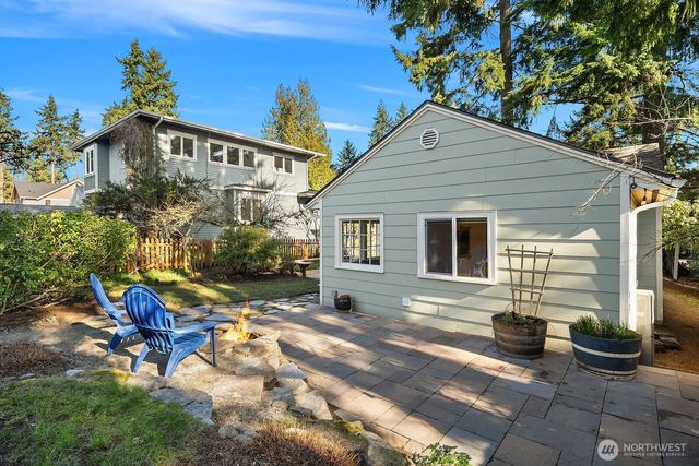 14333 Dayton Avenue N, Seattle, WA 98133