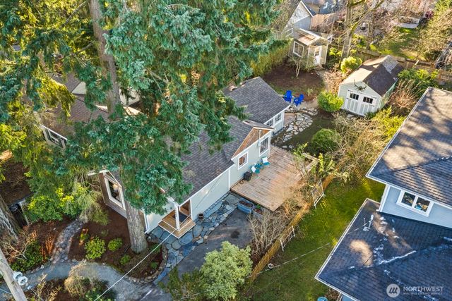 14333 Dayton Avenue N, Seattle, WA 98133