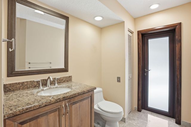 4348 Saint Andrews Drive, Boynton Beach, FL 33436