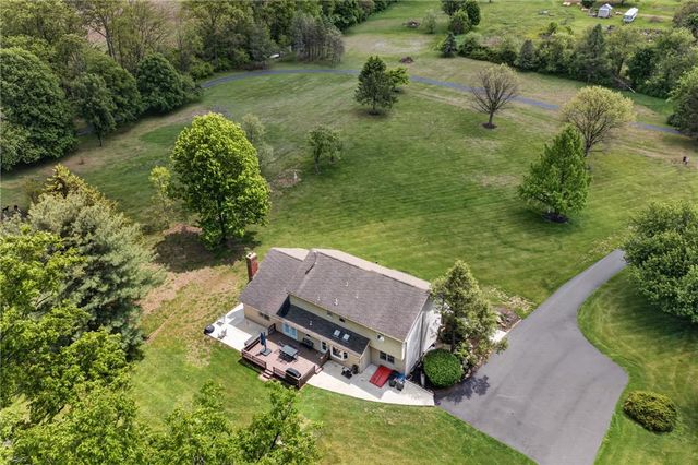 1625 Rosalie Drive, Lower Saucon Twp, PA 18055